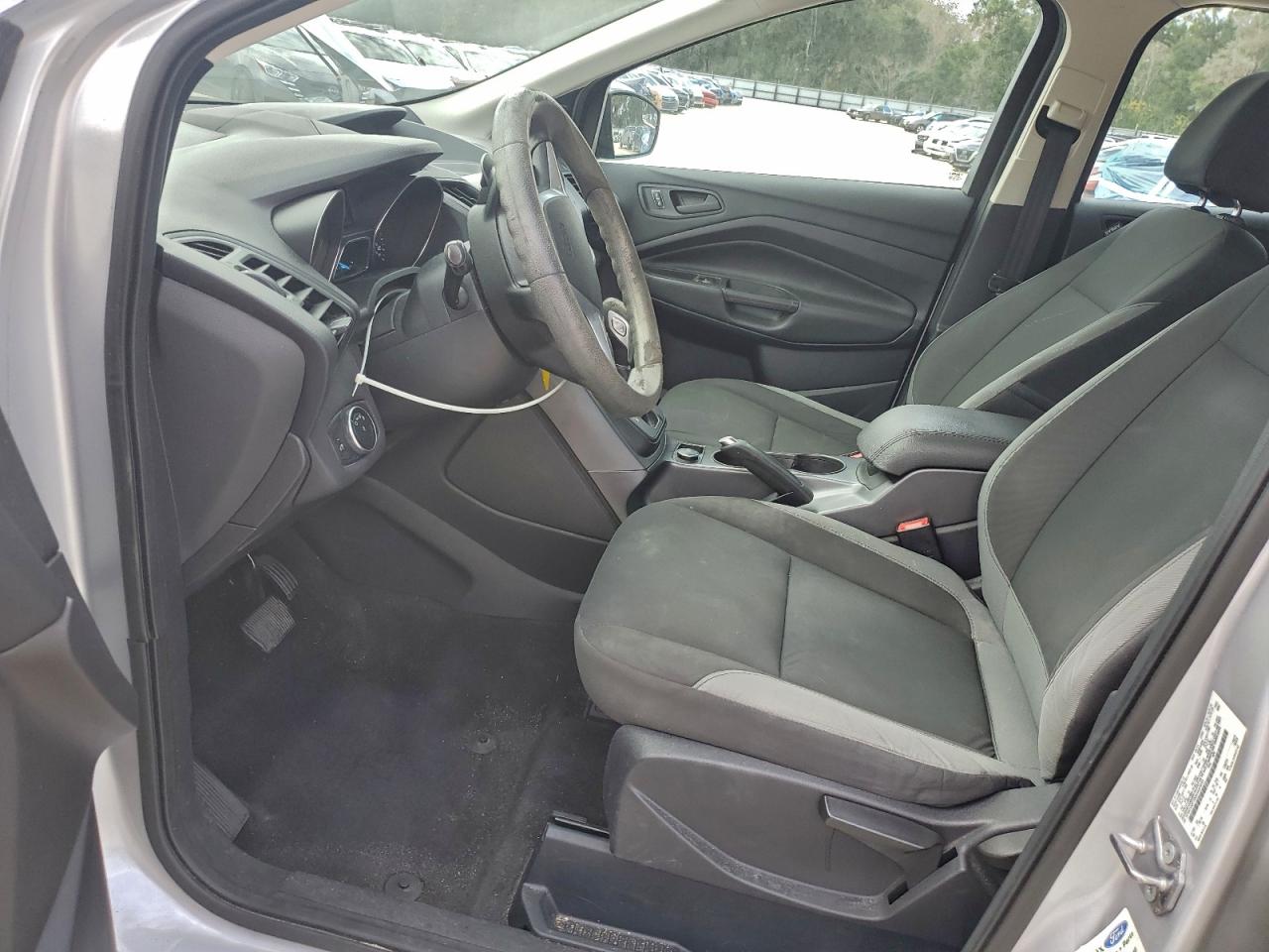 2016 FORD ESCAPE S photo 19