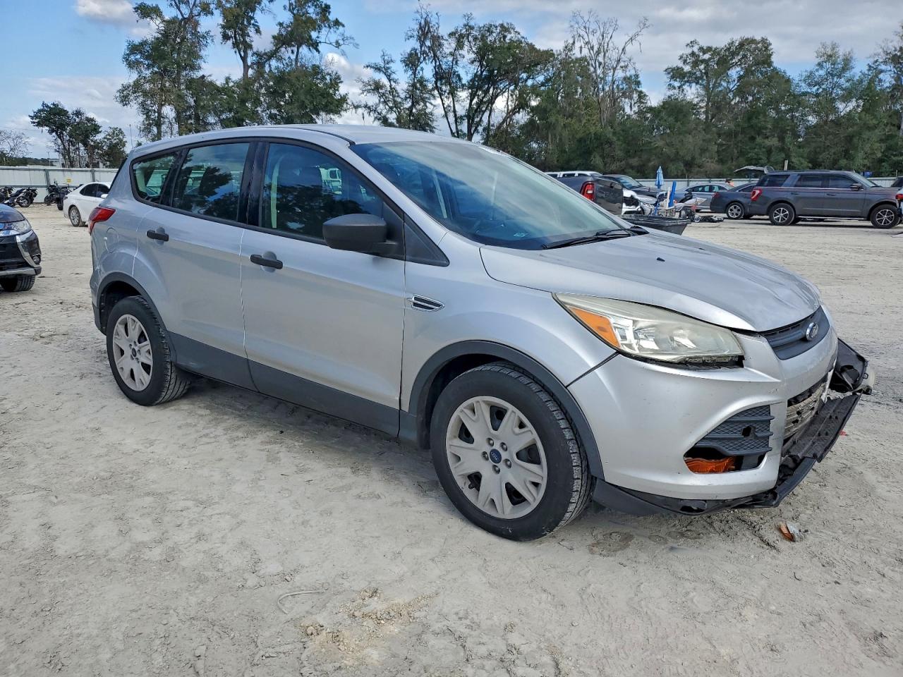 2016 FORD ESCAPE S photo 10