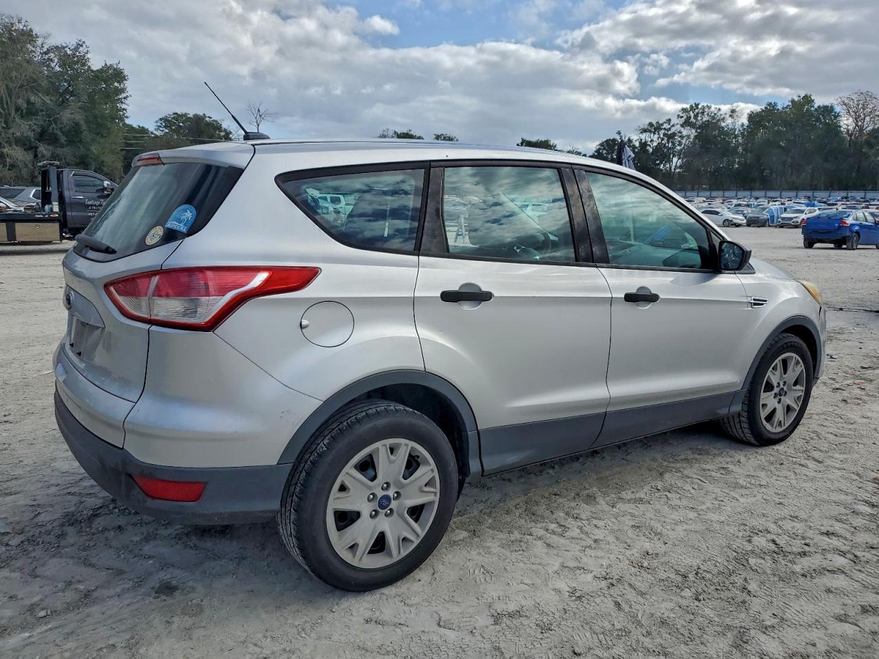 2016 FORD ESCAPE S photo 7