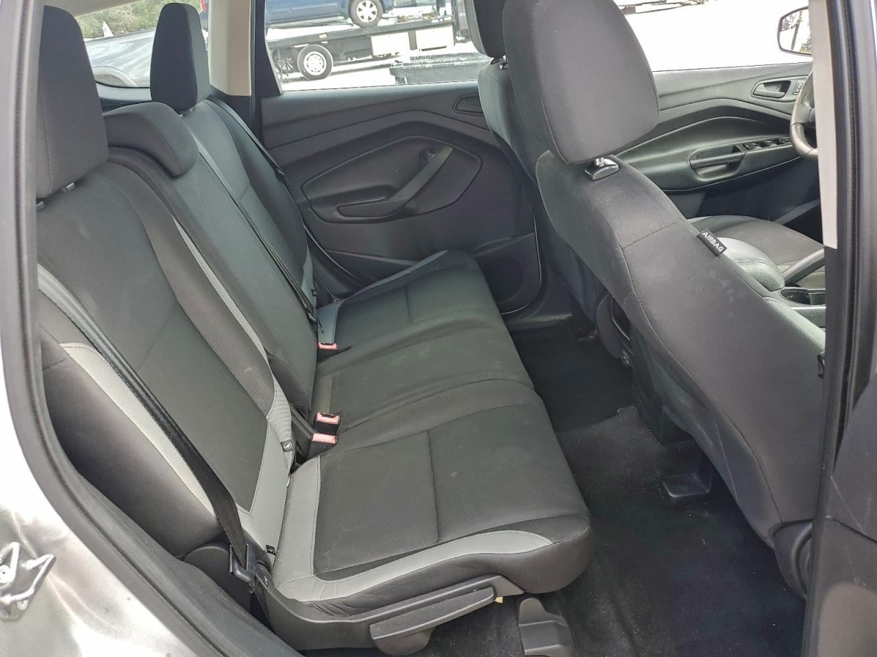 2016 FORD ESCAPE S photo 31
