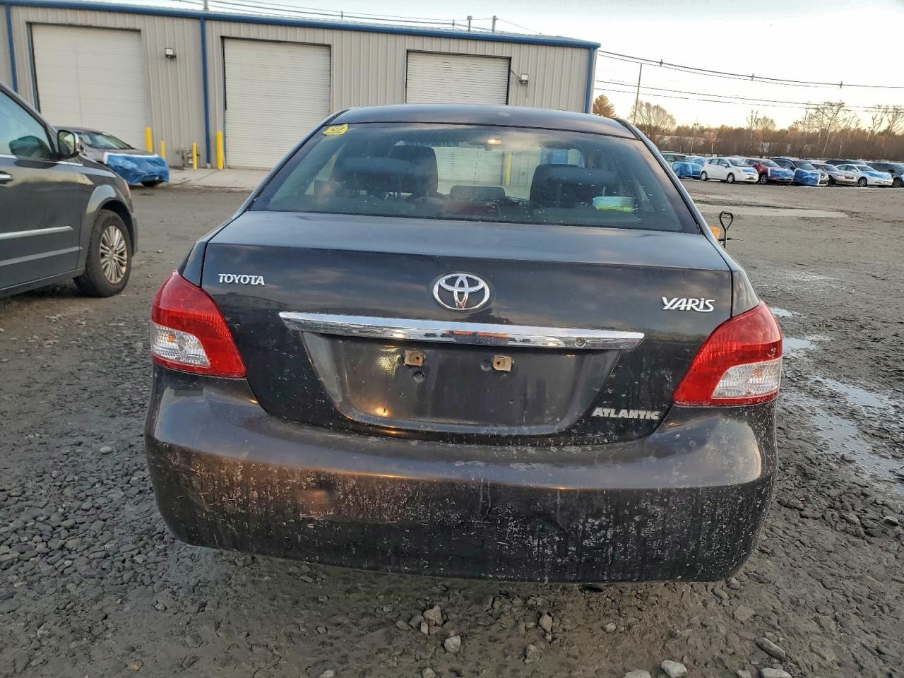 2009 TOYOTA YARIS photo 6