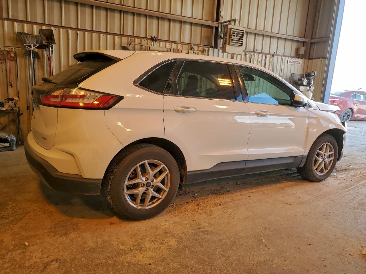 2024 FORD EDGE SEL photo 3