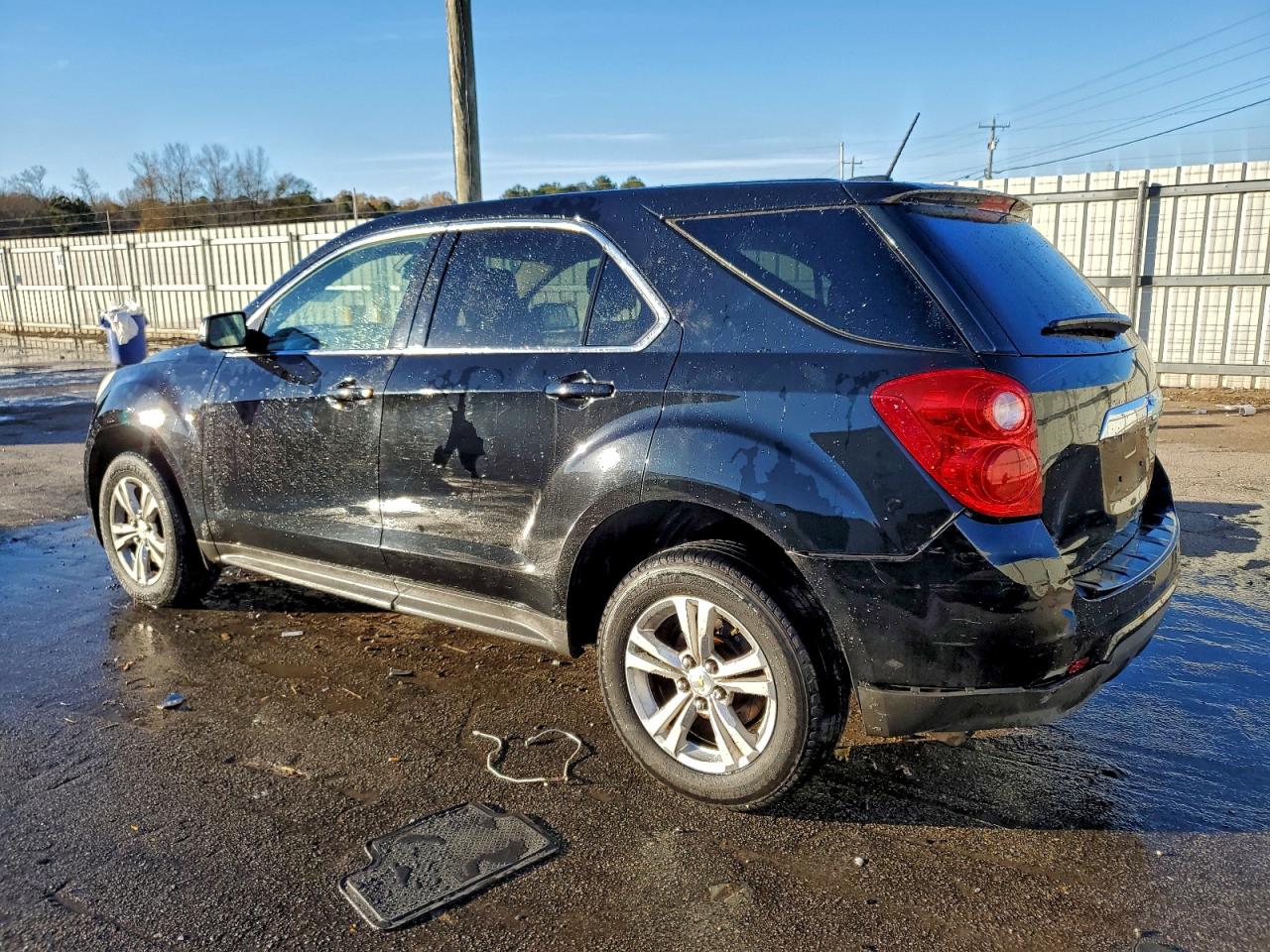 2015 CHEVROLET EQUINOX LS photo 2