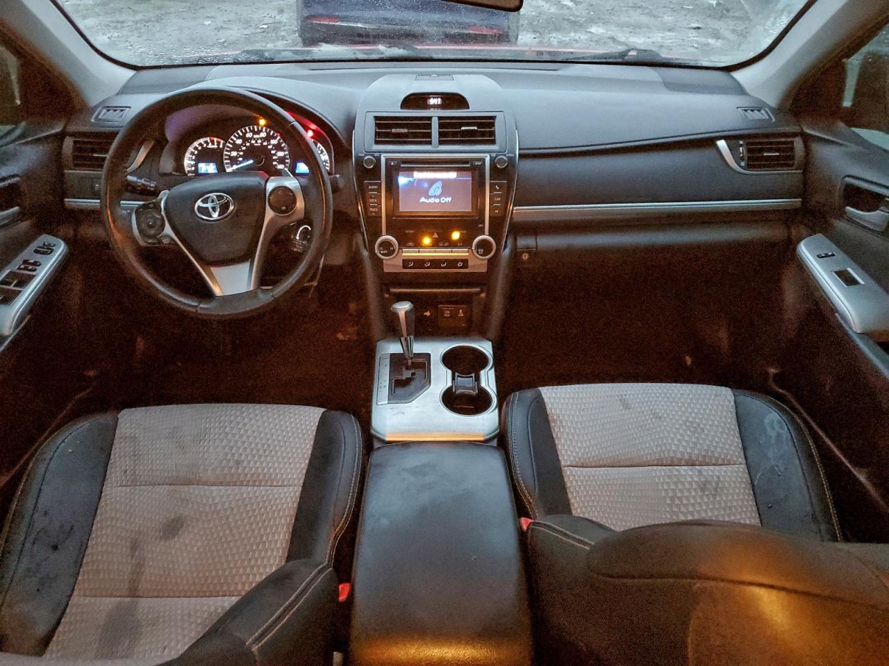 2012 TOYOTA CAMRY BASE photo 8