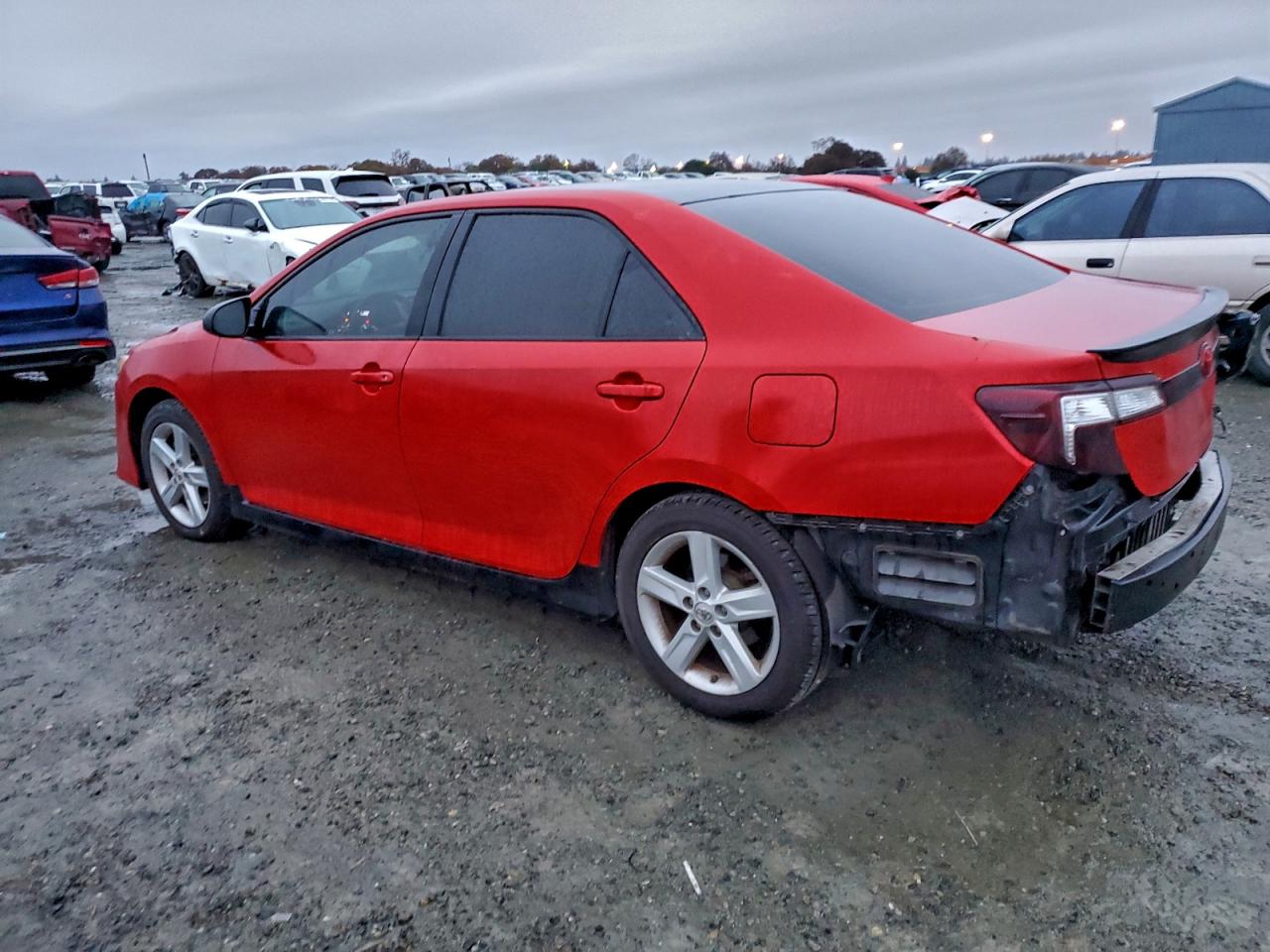 2012 TOYOTA CAMRY BASE photo 2