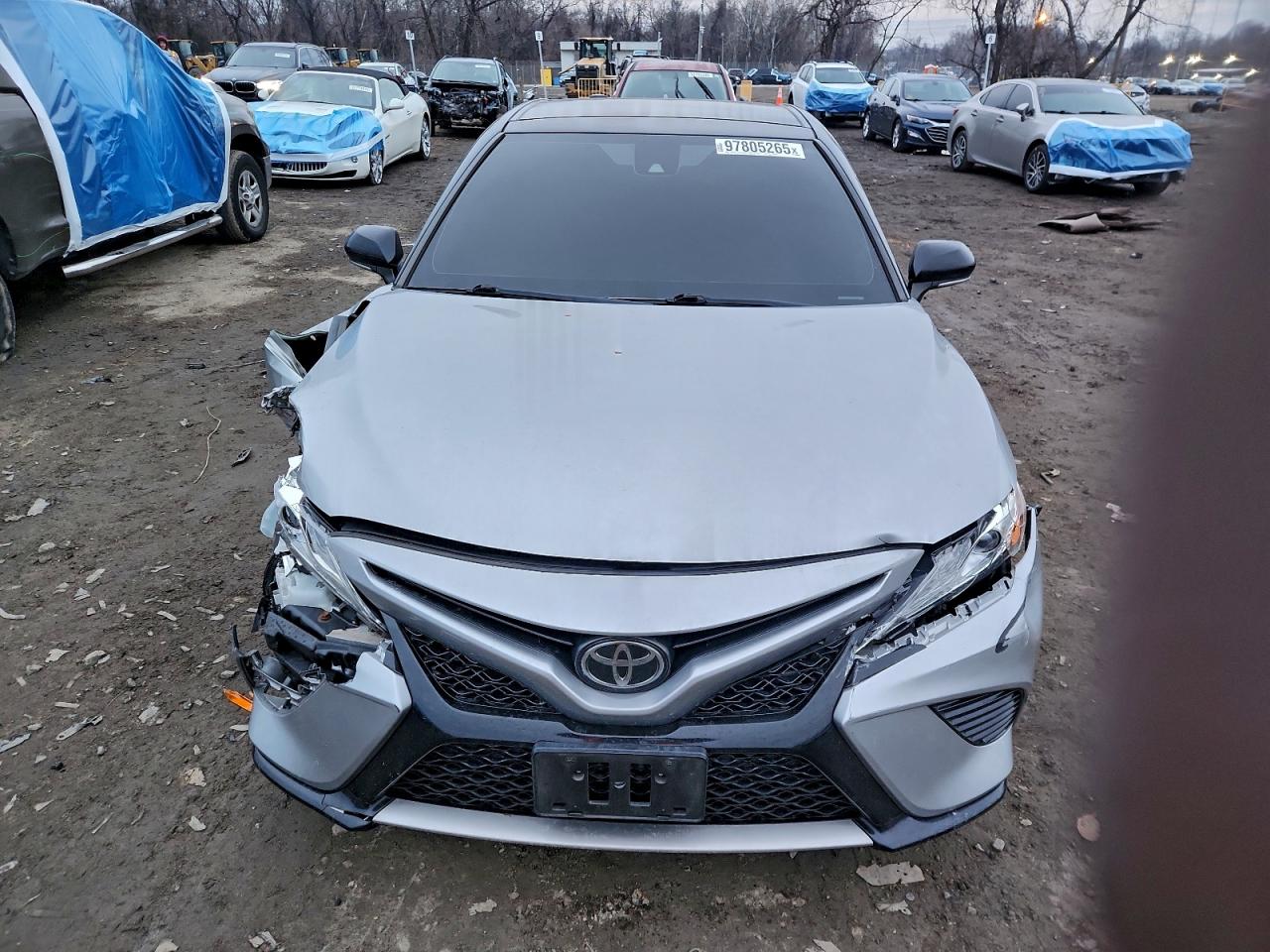 2020 TOYOTA CAMRY XSE photo 9
