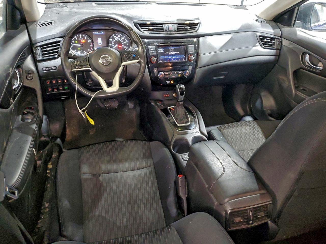 2019 NISSAN ROGUE S photo 8