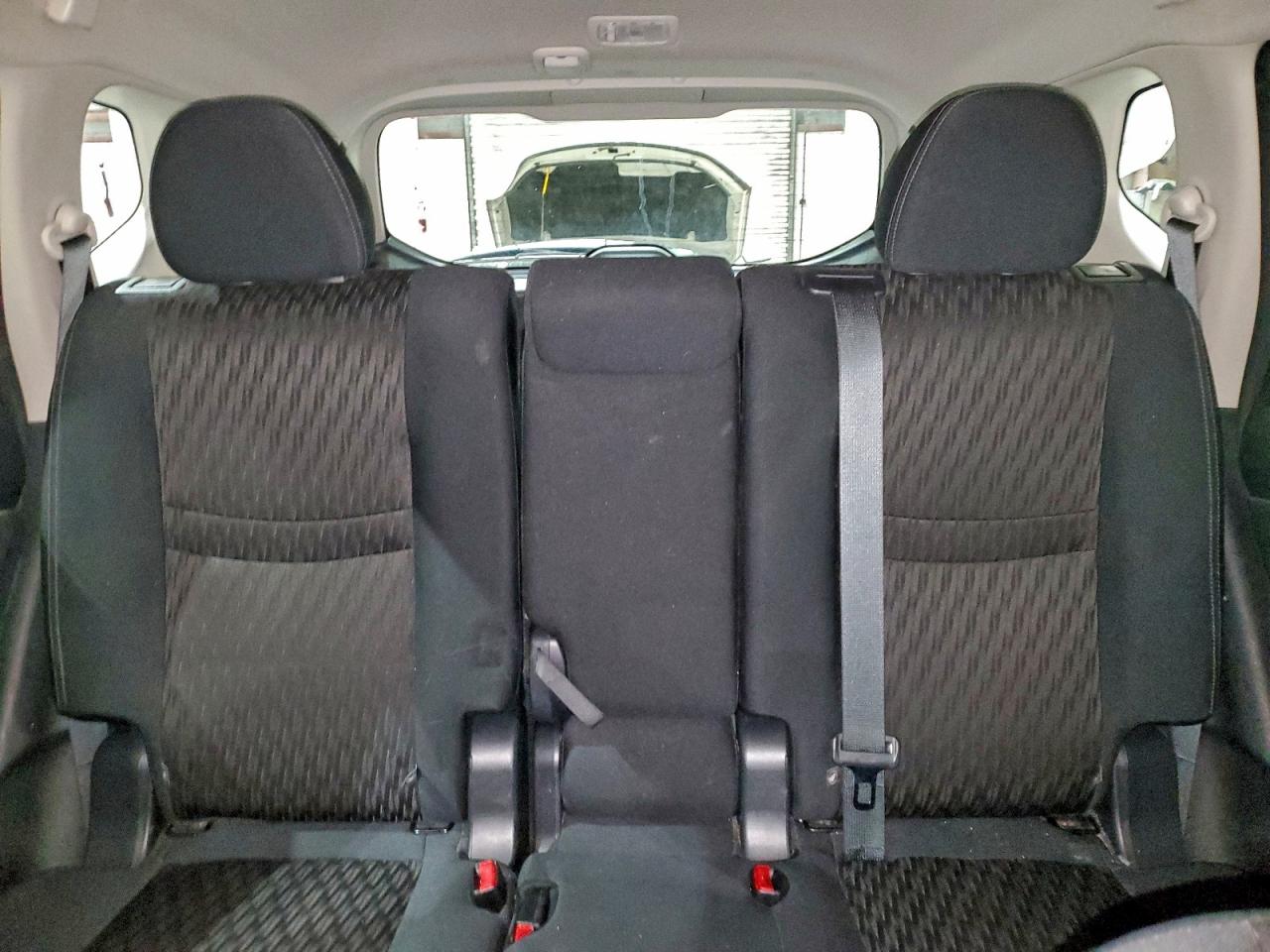 2019 NISSAN ROGUE S photo 10
