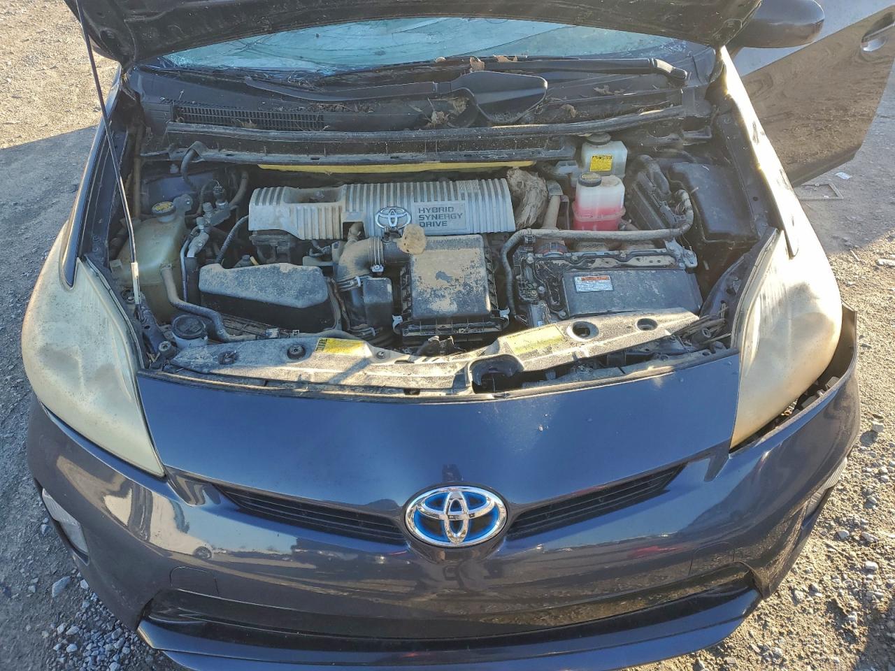 2013 TOYOTA PRIUS photo 11