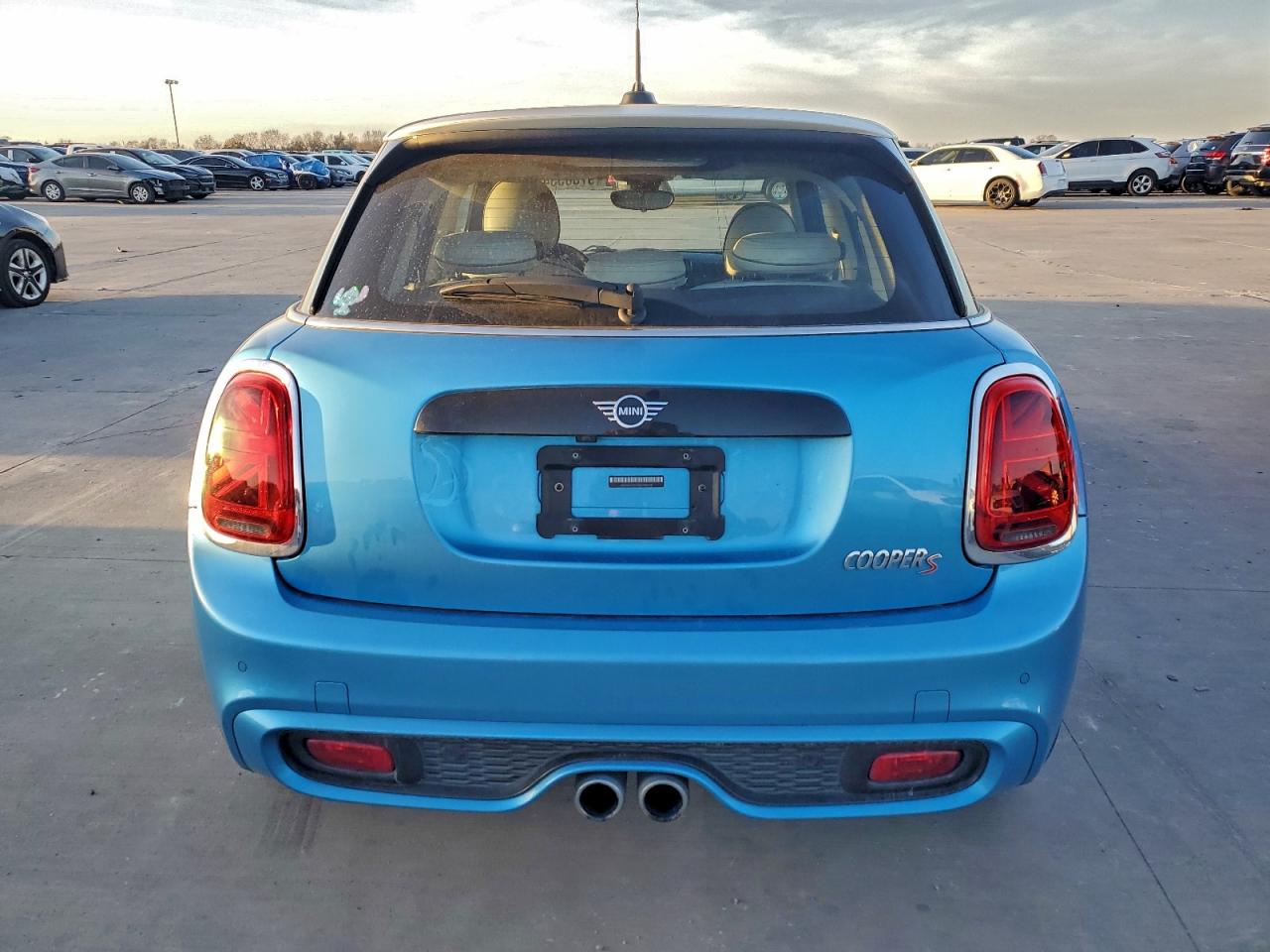 2019 MINI COOPER S photo 6