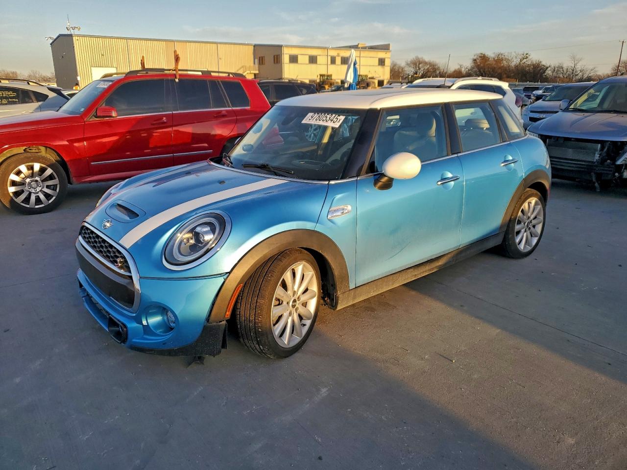 2019 MINI COOPER