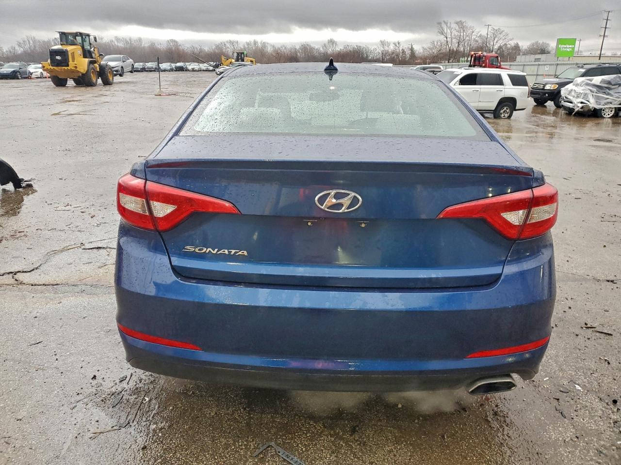 2015 HYUNDAI SONATA SE photo 6