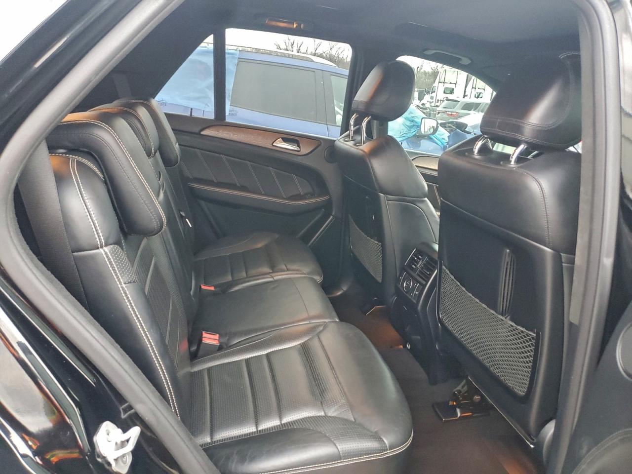 2015 MERCEDES-BENZ ML 63 AMG photo 11