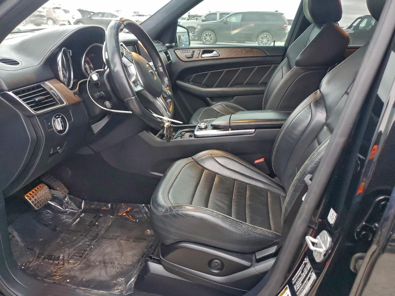 2015 MERCEDES-BENZ ML 63 AMG photo 7
