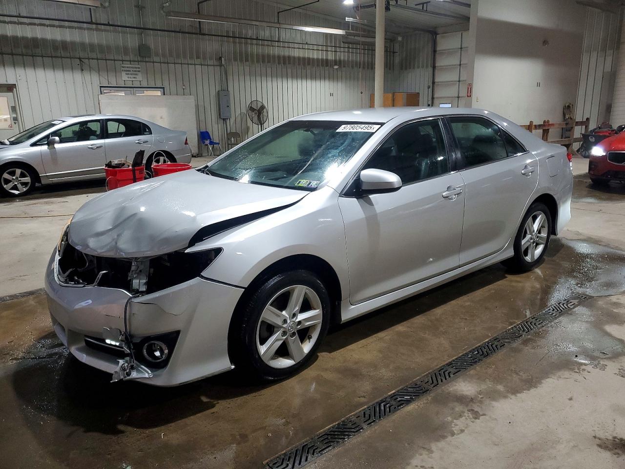 2014 TOYOTA CAMRY