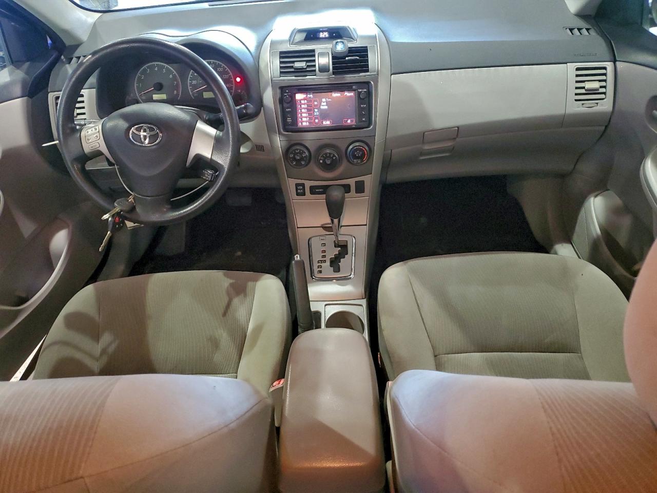 2013 TOYOTA COROLLA BASE photo 8