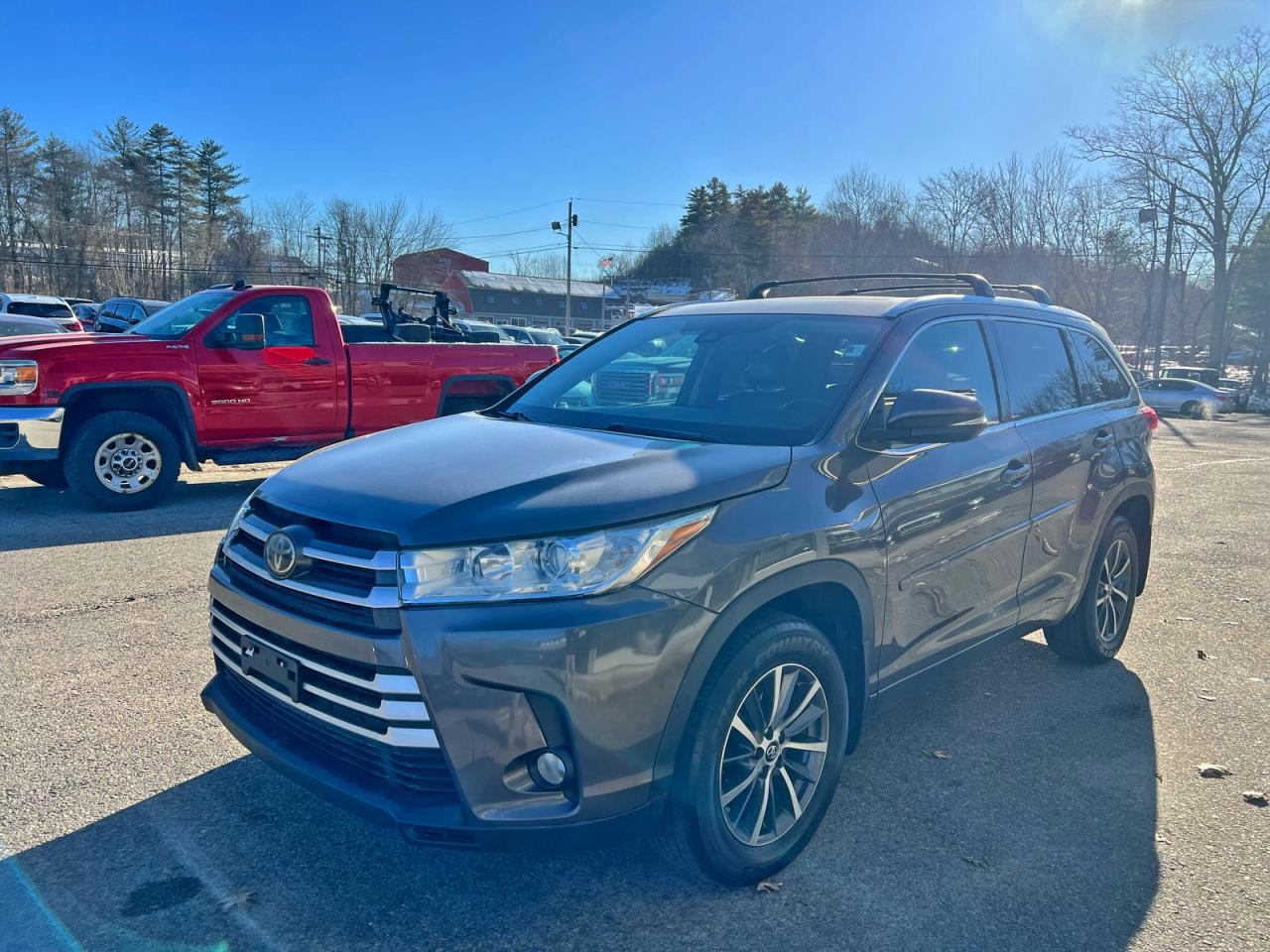 2017 TOYOTA HIGHLANDER SE photo 3