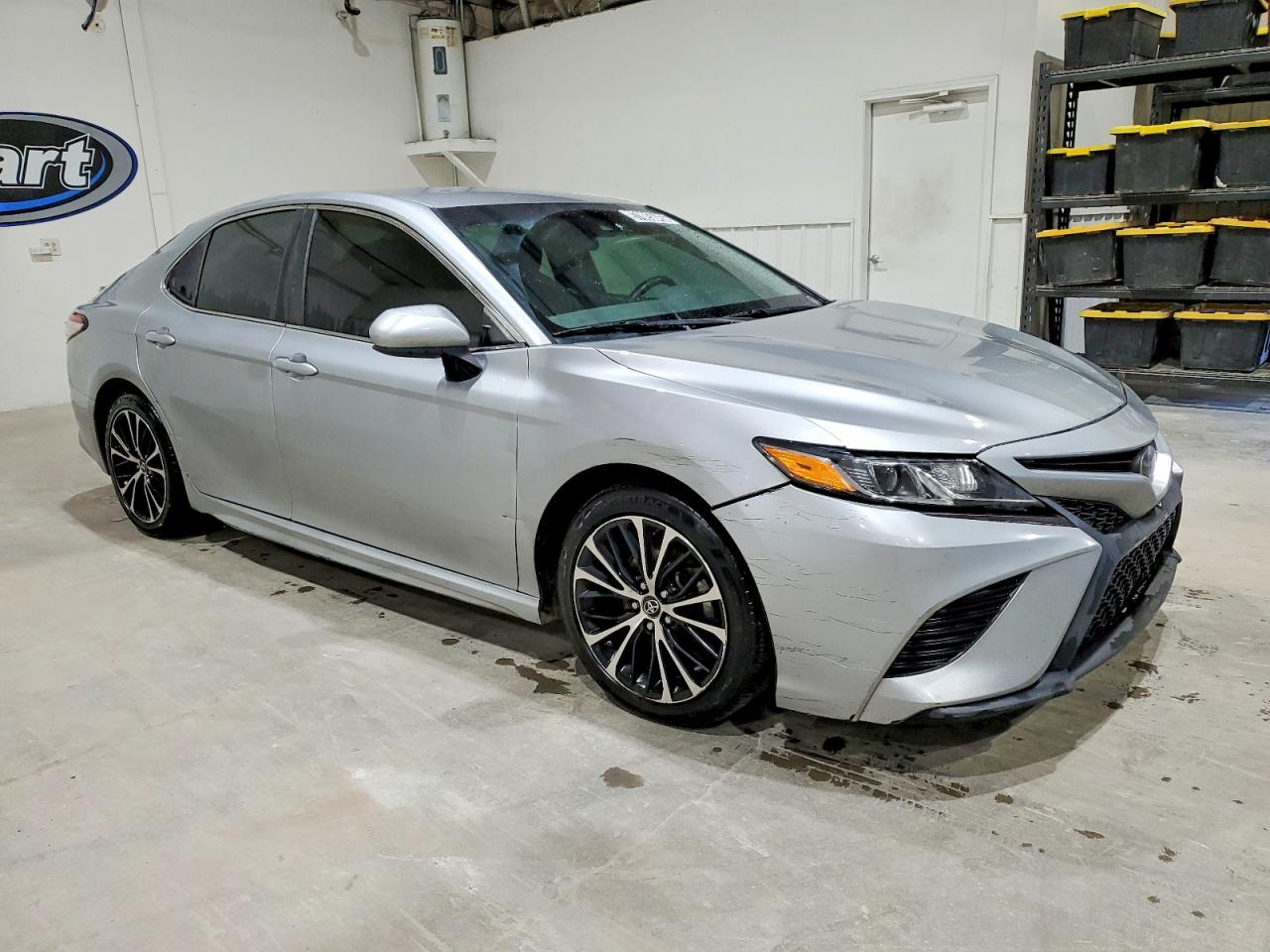 2018 TOYOTA CAMRY L photo 4