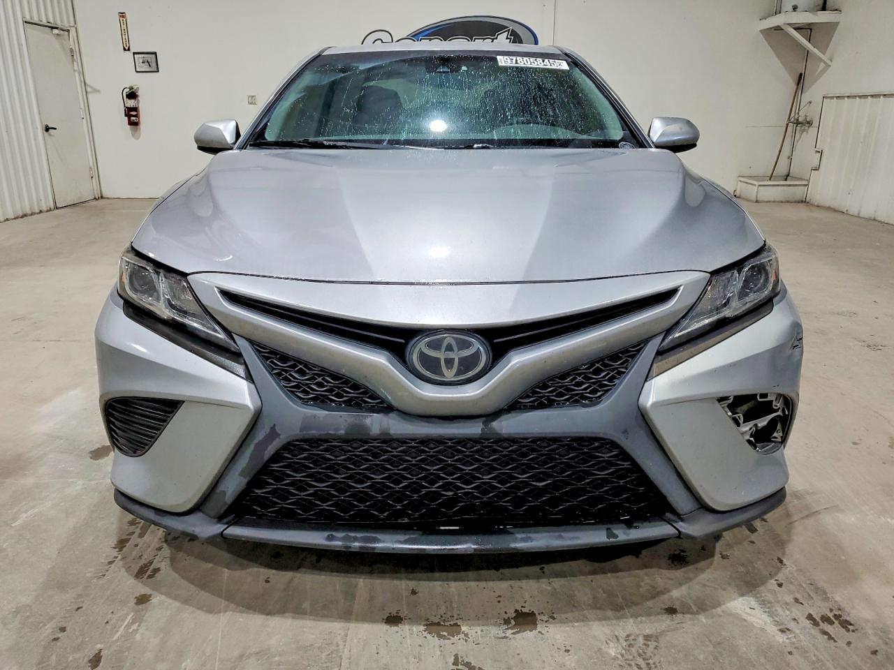 2018 TOYOTA CAMRY L photo 5