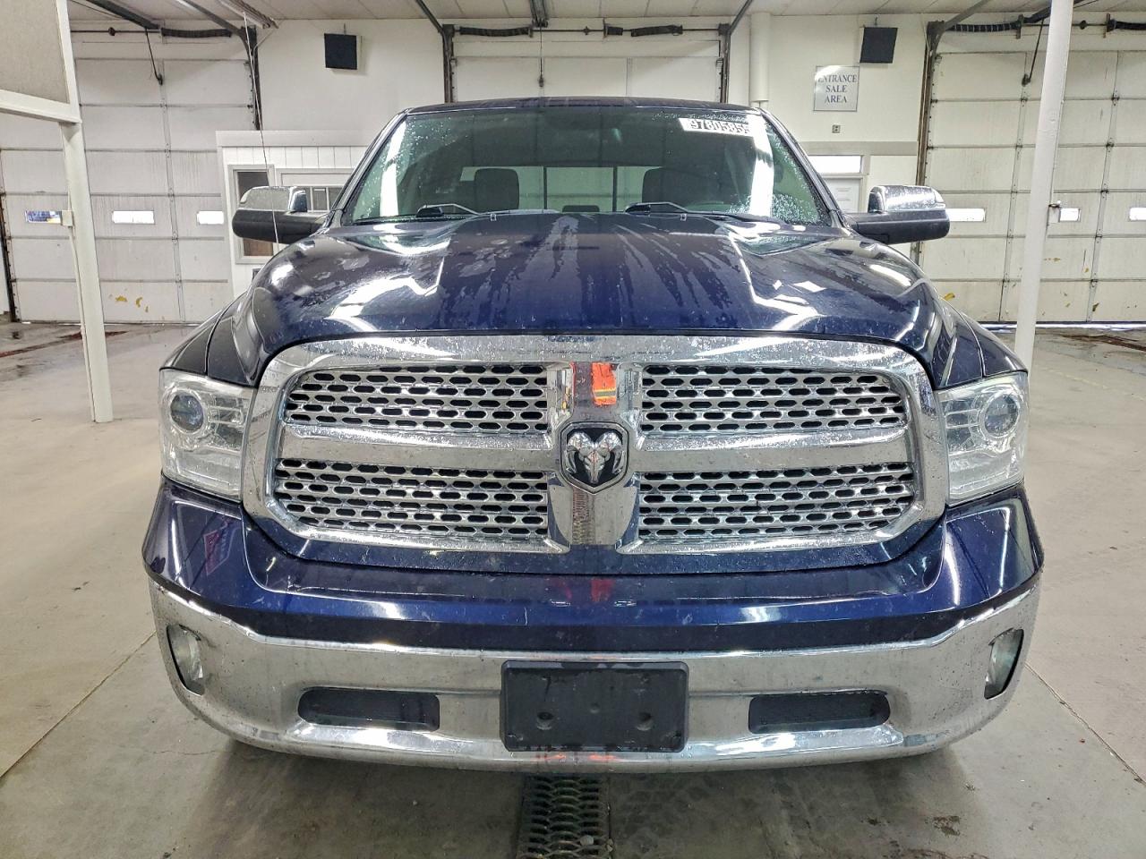 2016 RAM 1500 LARAMIE photo 5