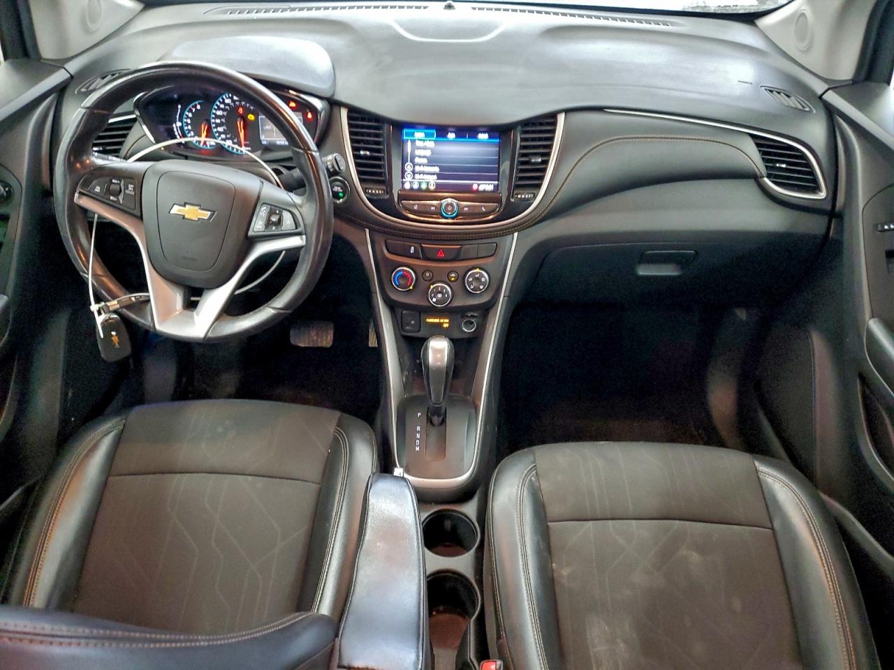 2021 CHEVROLET TRAX 1LT photo 8