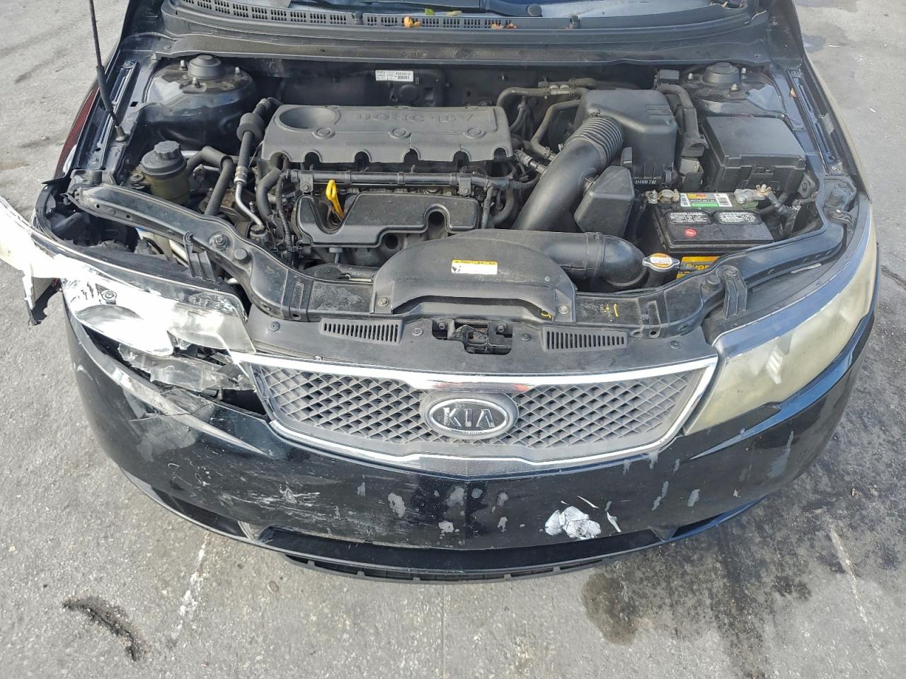 2010 KIA FORTE EX photo 11
