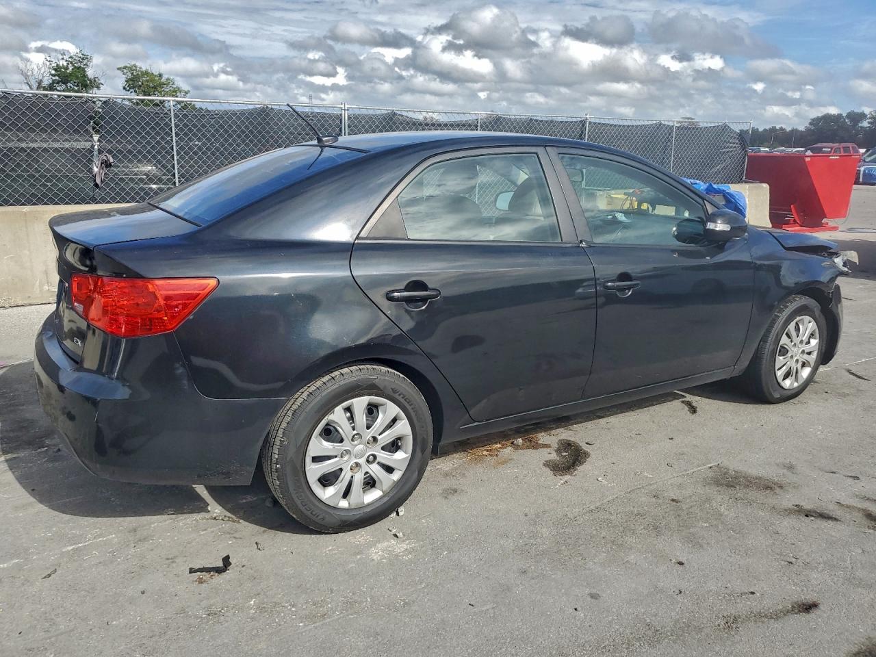 2010 KIA FORTE EX photo 3