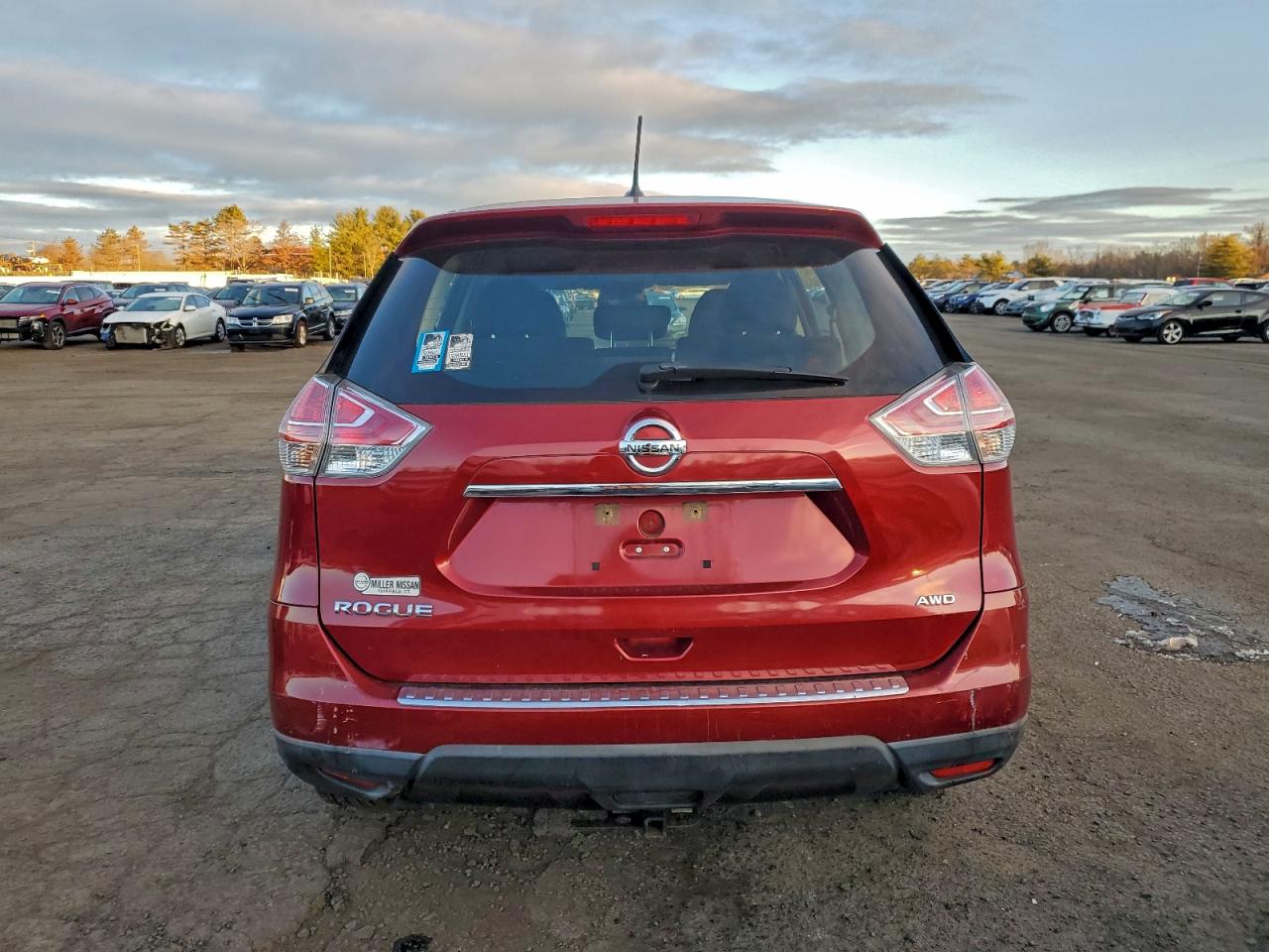 2016 NISSAN ROGUE S photo 6