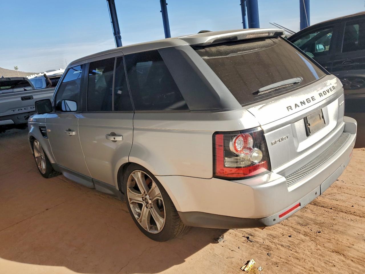 2013 LAND ROVER RANGE ROVER SPORT HSE LUXURY photo 2