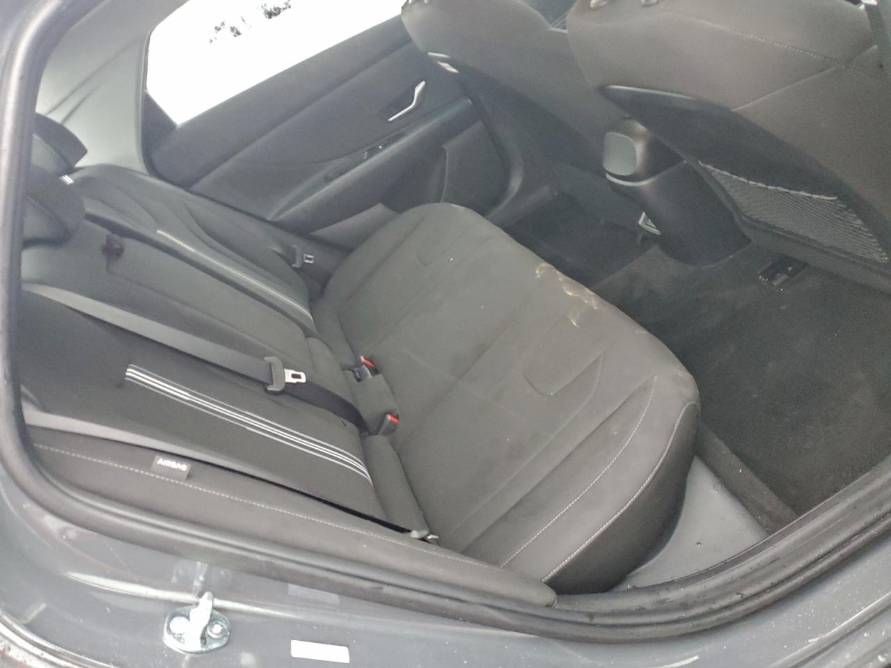 2025 HYUNDAI ELANTRA SEL photo 10