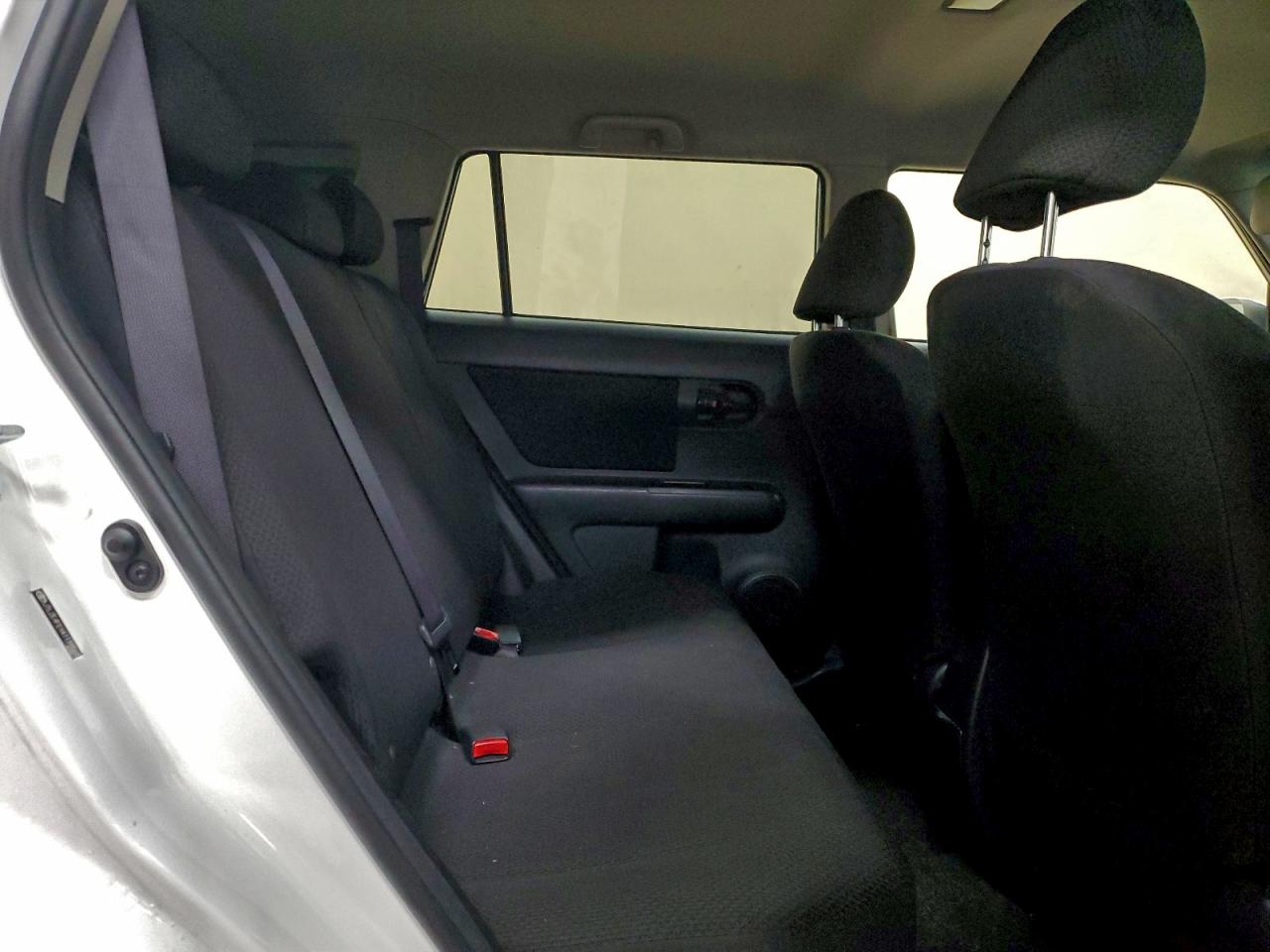2010 TOYOTA SCION XB photo 11