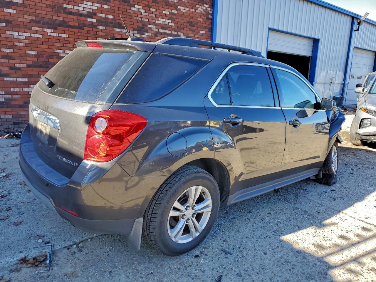 2015 CHEVROLET EQUINOX LT photo 3
