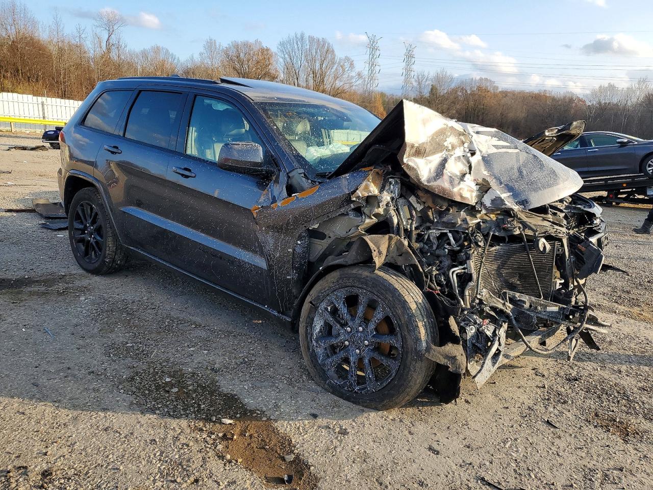 2019 JEEP GRAND CHEROKEE LAREDO photo 10