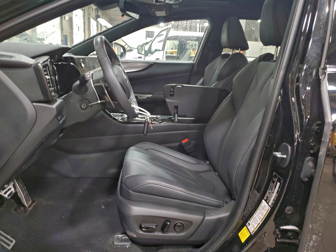 2024 LEXUS NX 350 LUXURY photo 13