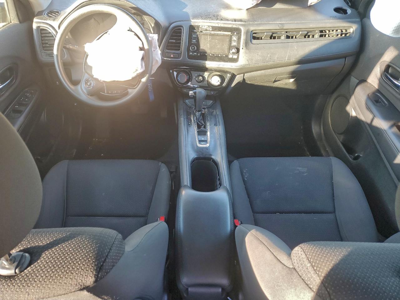 2019 HONDA HR-V LX photo 8