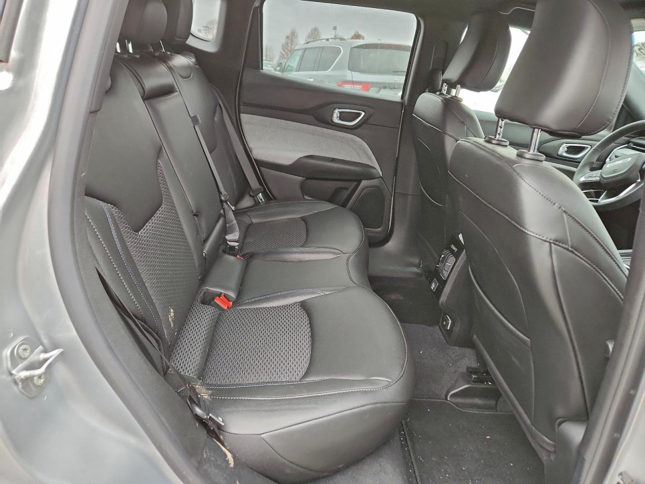 2025 JEEP COMPASS LATITUDE photo 31