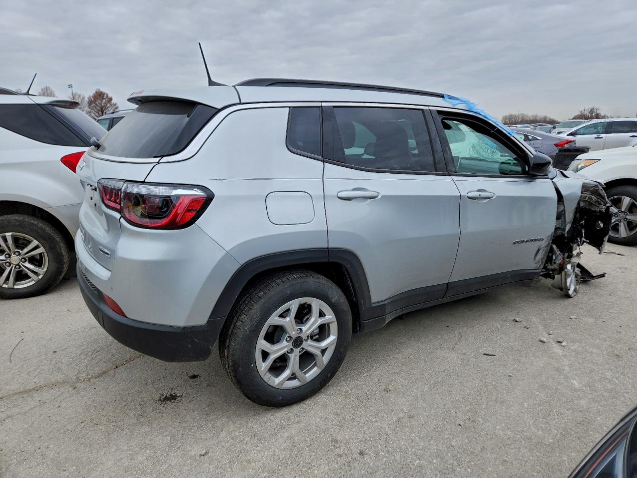 2025 JEEP COMPASS LATITUDE photo 7