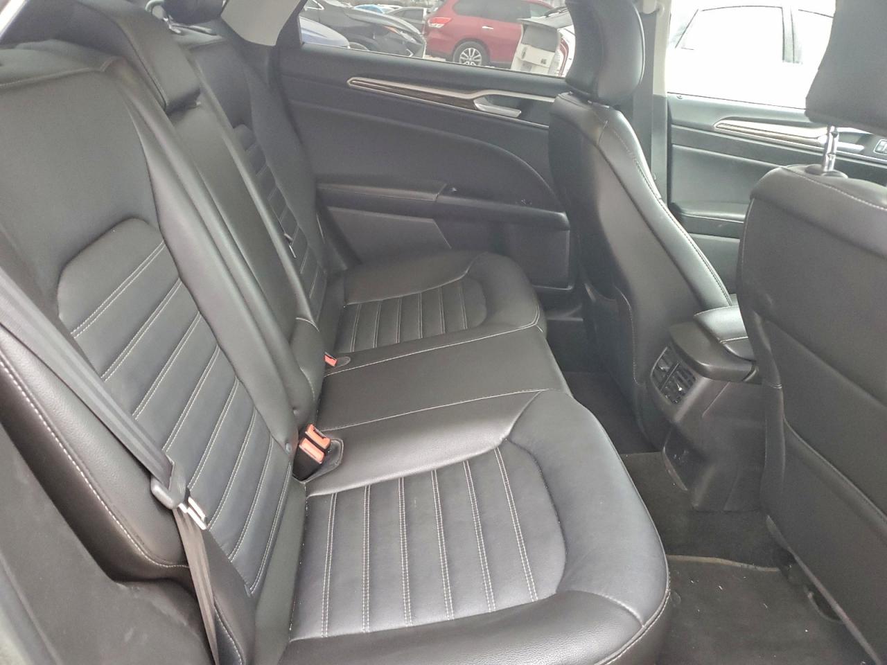 2016 FORD FUSION SE photo 10
