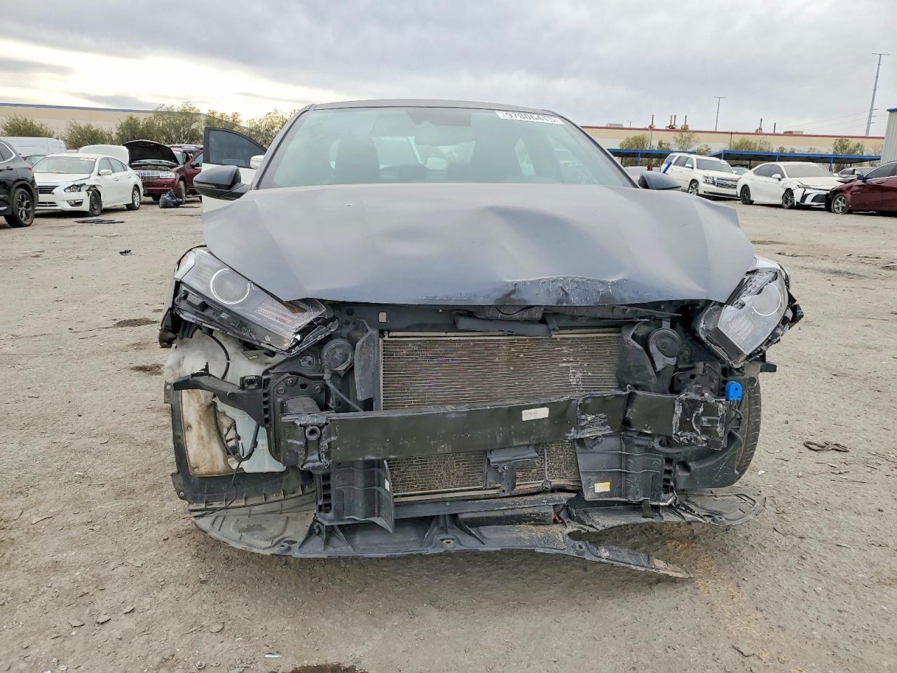 2023 KIA FORTE GT LINE photo 5