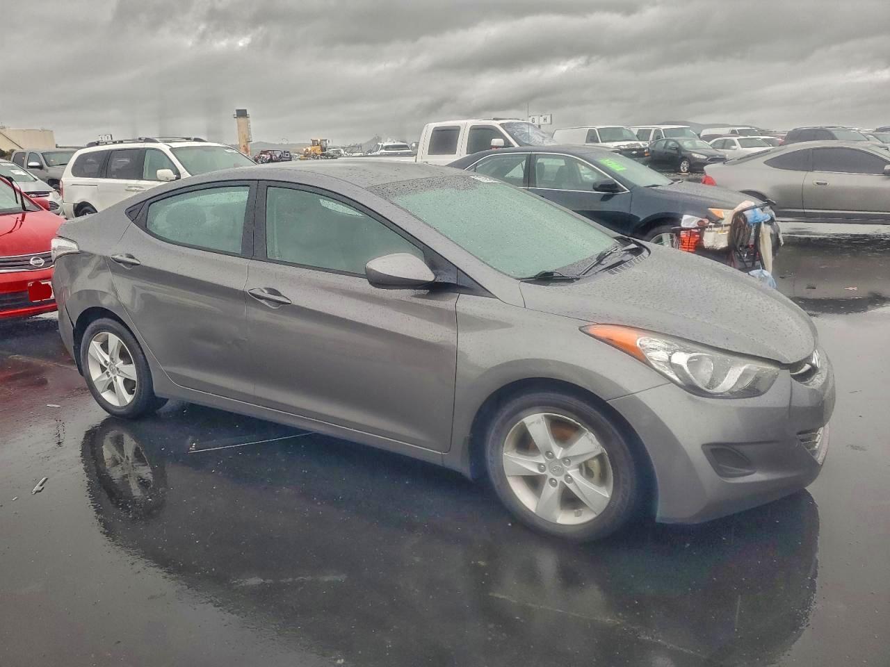 2013 HYUNDAI ELANTRA GLS photo 4