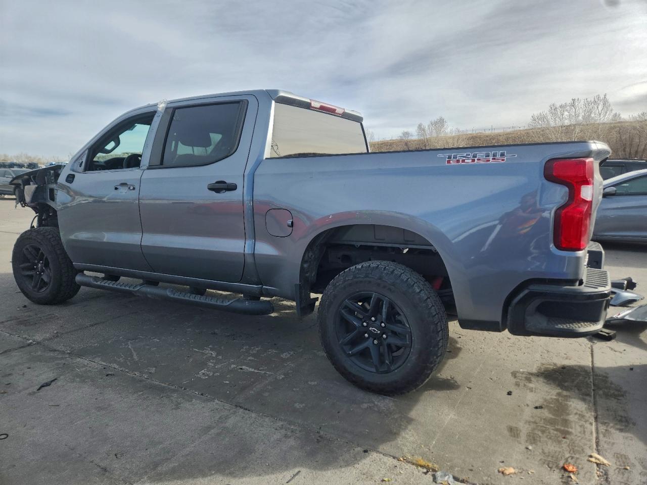 2021 CHEVROLET SILVERADO K1500 TRAIL BOSS CUSTOM photo 2