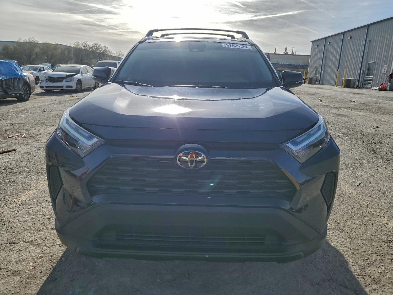 2025 TOYOTA RAV4 XLE photo 5