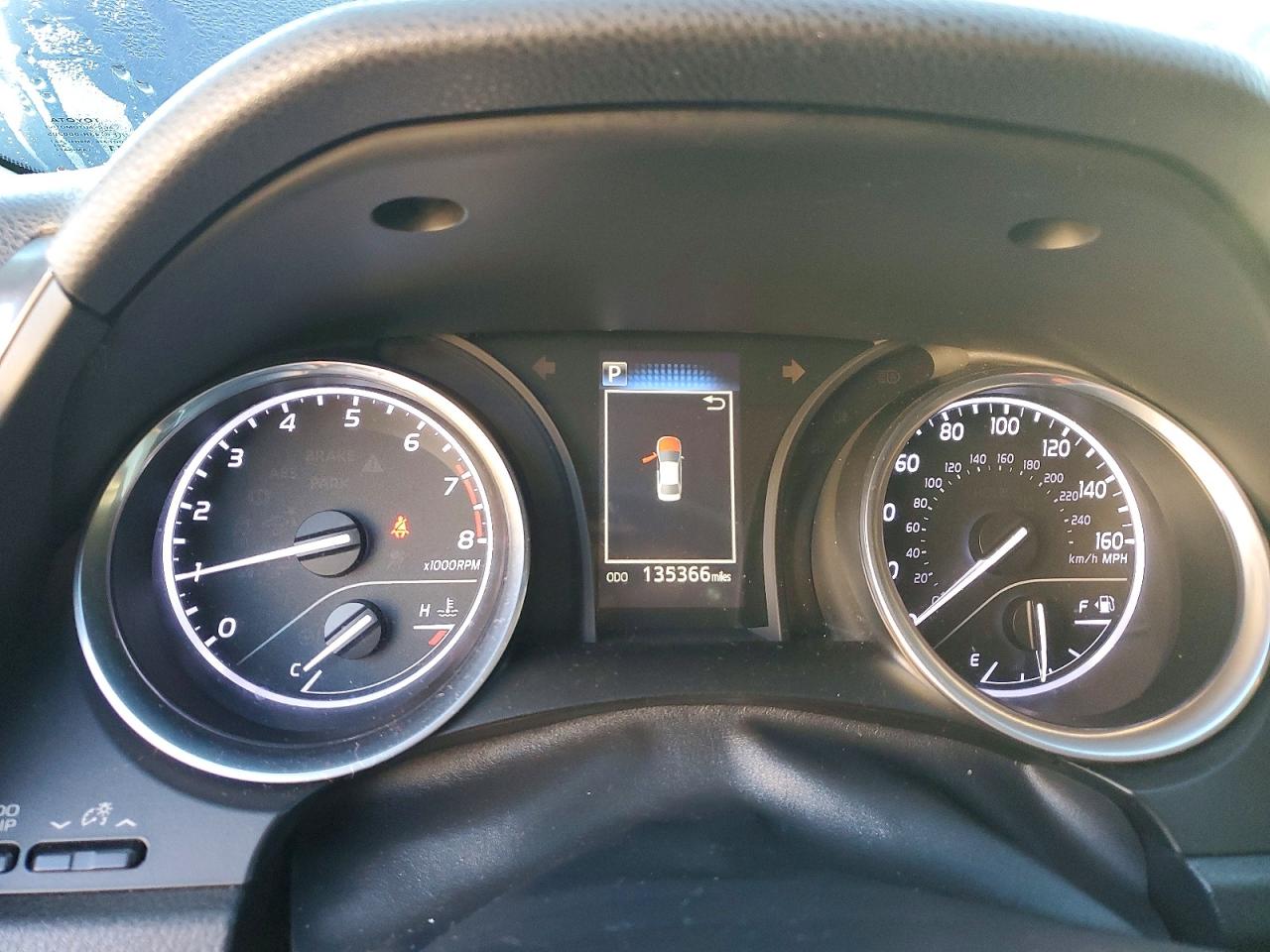 2018 TOYOTA CAMRY L photo 9
