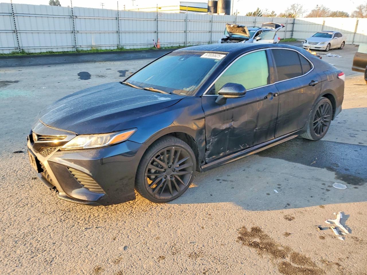 2018 TOYOTA CAMRY