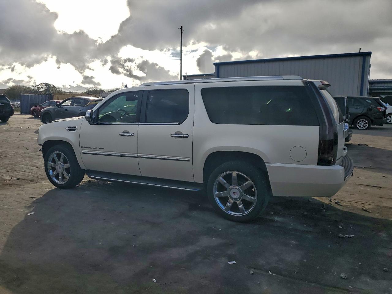 2007 CADILLAC ESCALADE ESV photo 3