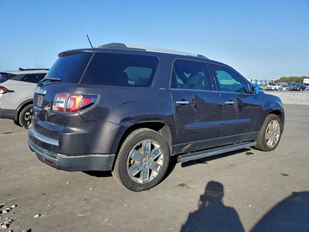 2017 GMC ACADIA LIMITED SLT-2 photo 3