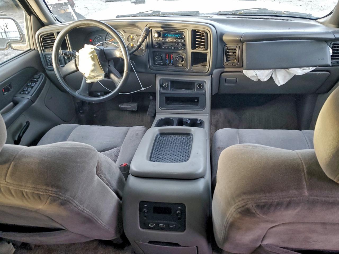 2003 CHEVROLET TAHOE C1500 photo 8
