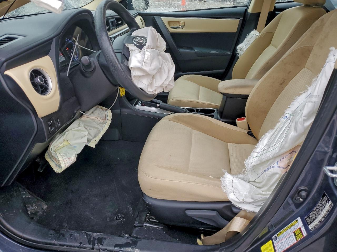 2017 TOYOTA COROLLA L photo 7