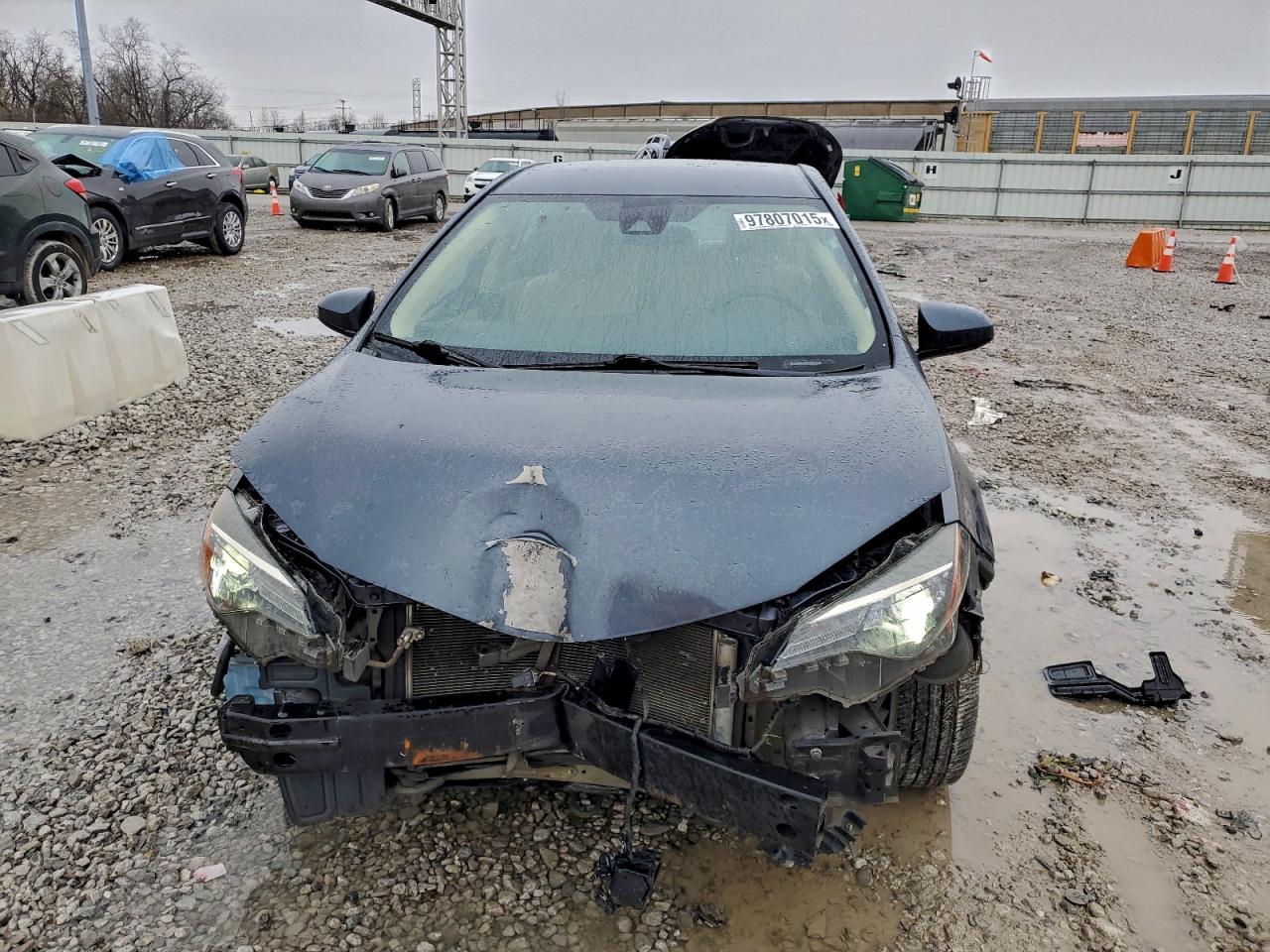 2017 TOYOTA COROLLA L photo 5