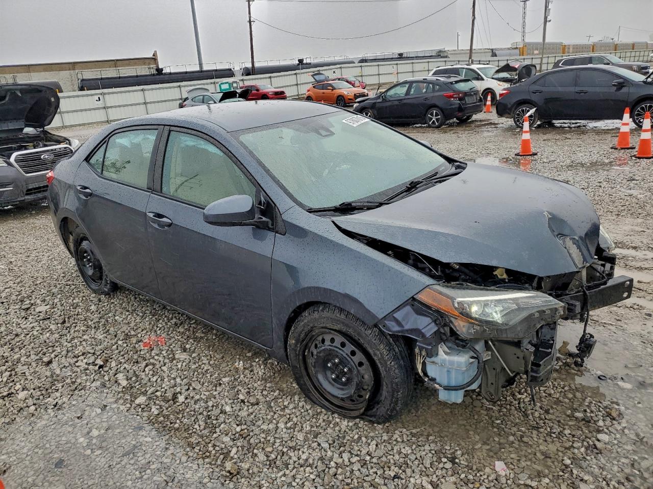 2017 TOYOTA COROLLA L photo 4